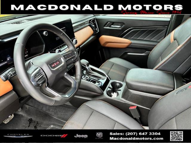 2024 GMC Canyon 4WD AT4