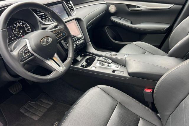 2023 INFINITI QX50 LUXE