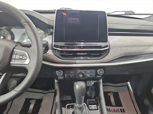 2025 Jeep Compass Latitude 4x4