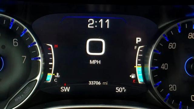 2025 Chrysler Pacifica Select