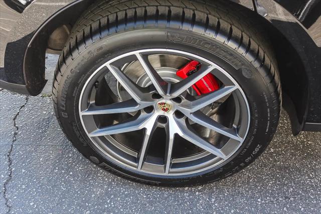 2024 Porsche Macan S