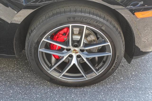 2024 Porsche Macan S