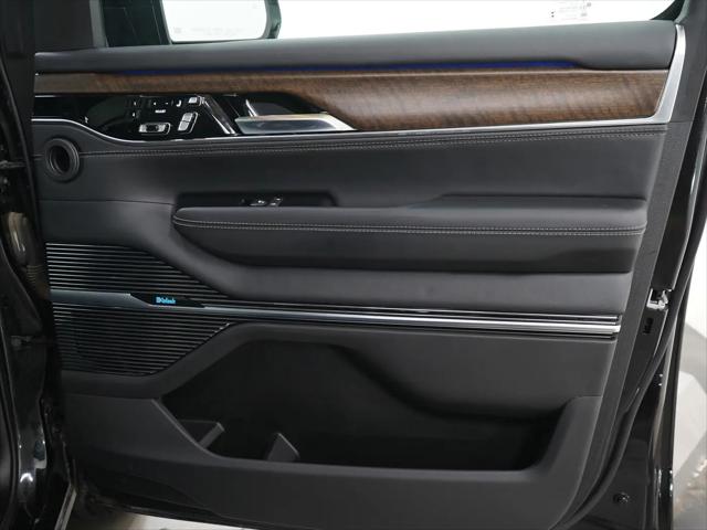 2022 Jeep Grand Wagoneer Series II