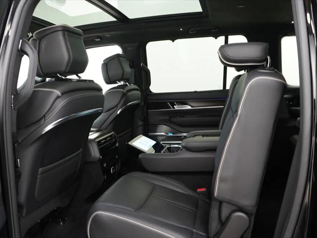 2022 Jeep Grand Wagoneer Series II