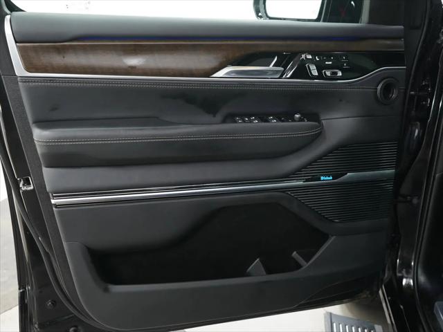 2022 Jeep Grand Wagoneer Series II