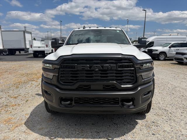 2026 RAM Ram 5500 Chassis Cab RAM 5500 TRADESMAN CHASSIS CREW CAB 4X4 84 CA