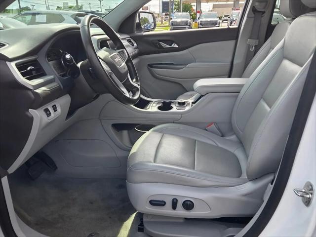 2023 GMC Acadia AWD SLT