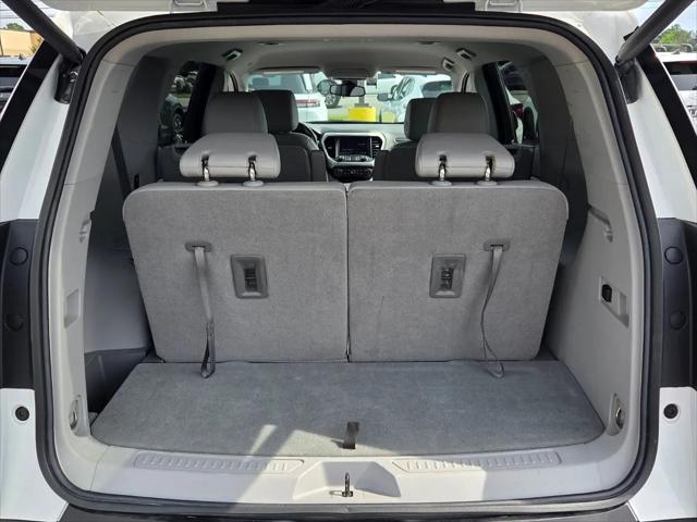 2023 GMC Acadia AWD SLT