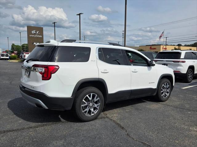 2023 GMC Acadia AWD SLT