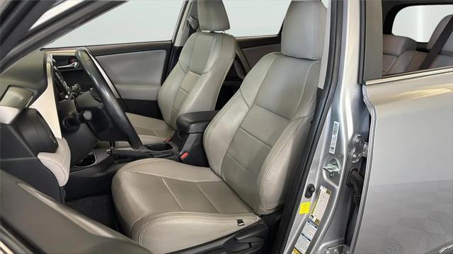 2017 Toyota RAV4 Hybrid XLE