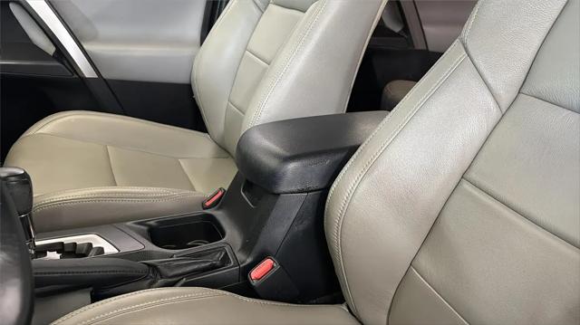 2017 Toyota RAV4 Hybrid XLE
