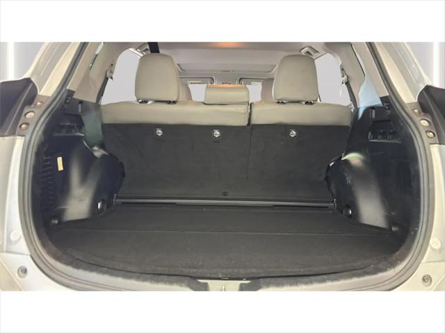 2017 Toyota RAV4 Hybrid XLE