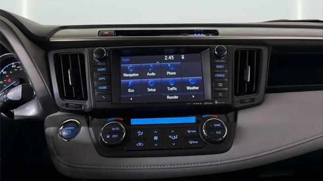 2017 Toyota RAV4 Hybrid XLE