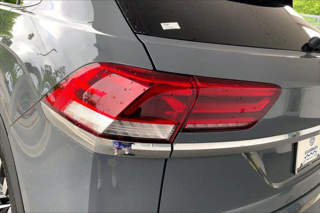 2023 Volkswagen Atlas Cross Sport 3.6L V6 SEL Premium R-Line