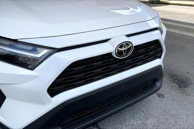 2024 Toyota RAV4 XLE
