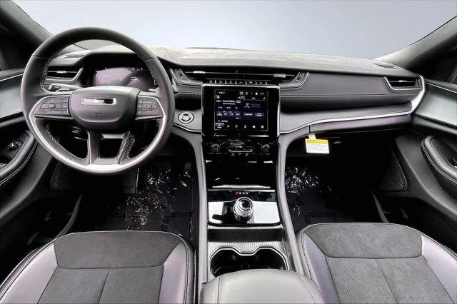 2025 Jeep Grand Cherokee Altitude X 4x4