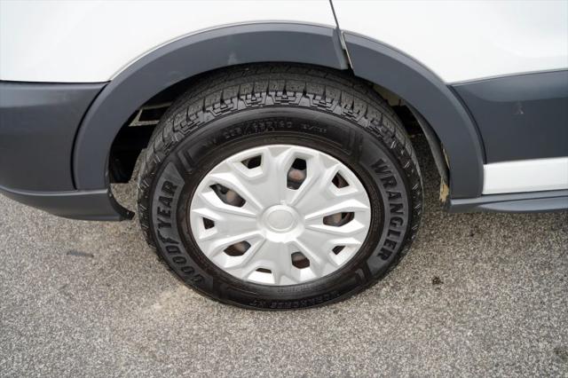2018 Ford Transit Medium Roof w/Sliding Side Door w/LWB