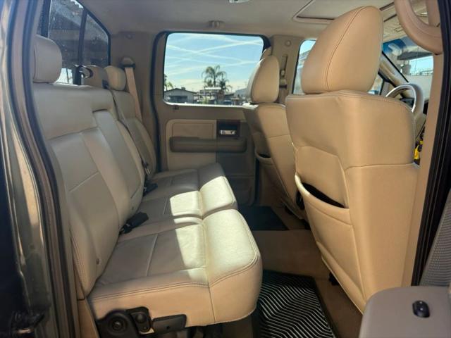 2004 Ford F-150 LARIAT
