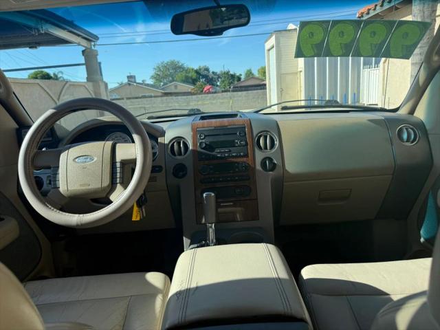 2004 Ford F-150 LARIAT