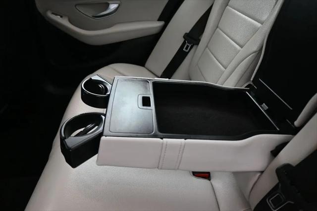 2016 Mercedes-Benz C-CLASS C 300 4MATIC