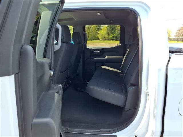 2023 Chevrolet Silverado 1500 4WD Crew Cab Standard Bed Custom