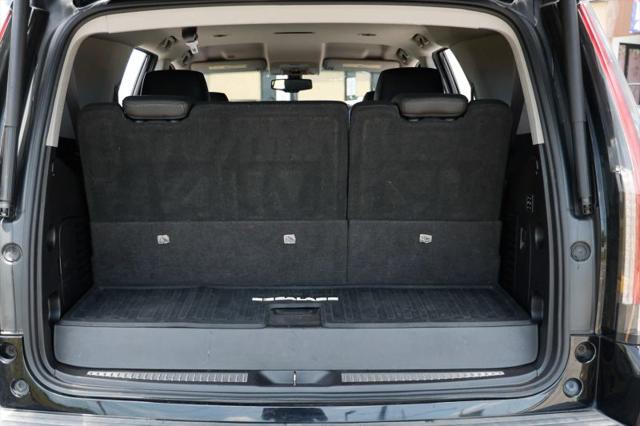 2016 Cadillac Escalade Standard