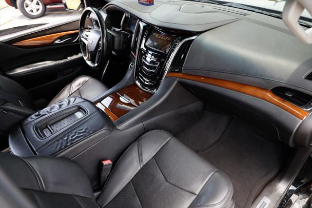 2016 Cadillac Escalade Standard