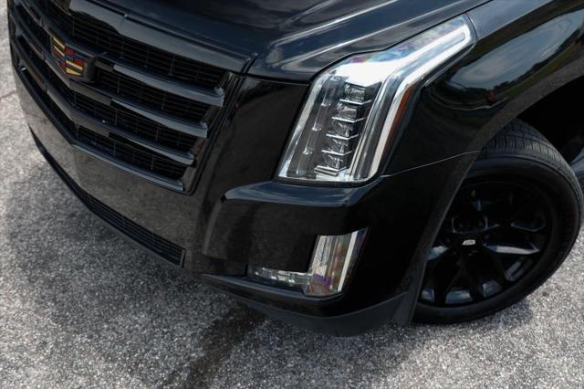 2016 Cadillac Escalade Standard