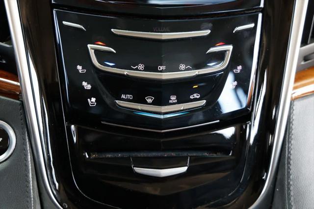 2016 Cadillac Escalade Standard