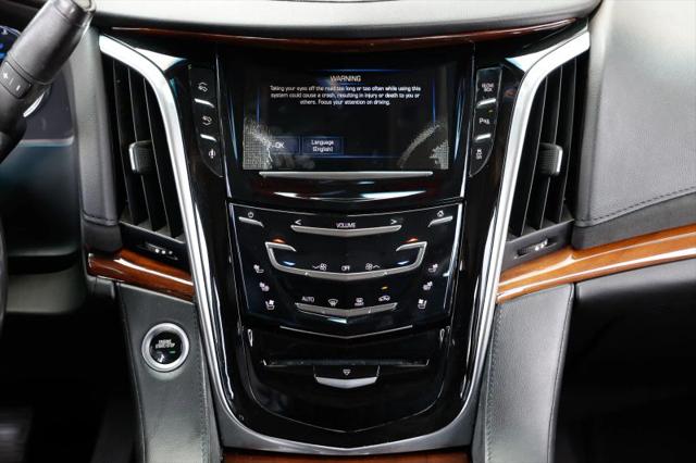 2016 Cadillac Escalade Standard
