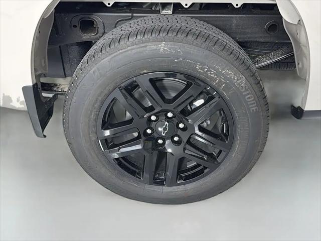 2026 Chevrolet Silverado 1500 2WD Crew Cab Short Bed Custom