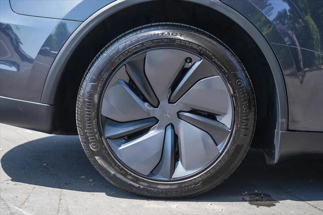 2026 Tesla Model Y Premium All-Wheel Drive