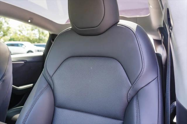 2026 Tesla Model Y Premium All-Wheel Drive