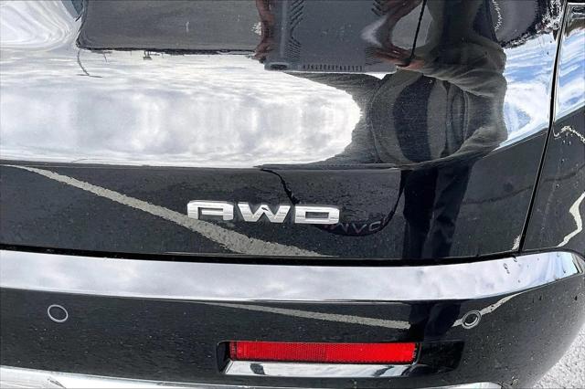 2023 GMC Acadia AWD Denali