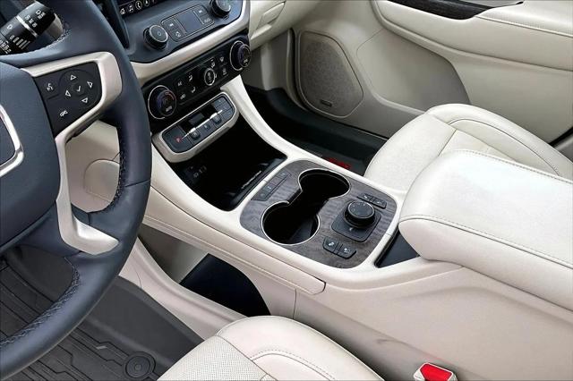2023 GMC Acadia AWD Denali