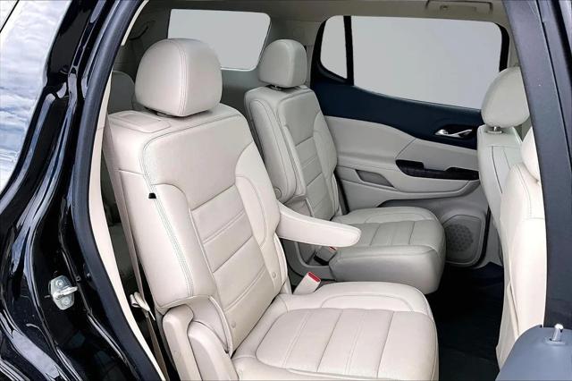 2023 GMC Acadia AWD Denali