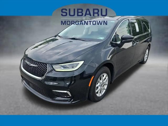 2022 Chrysler Pacifica Touring L for sale in Morgantown, WV