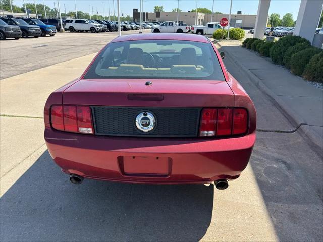 2007 Ford Mustang GT Deluxe