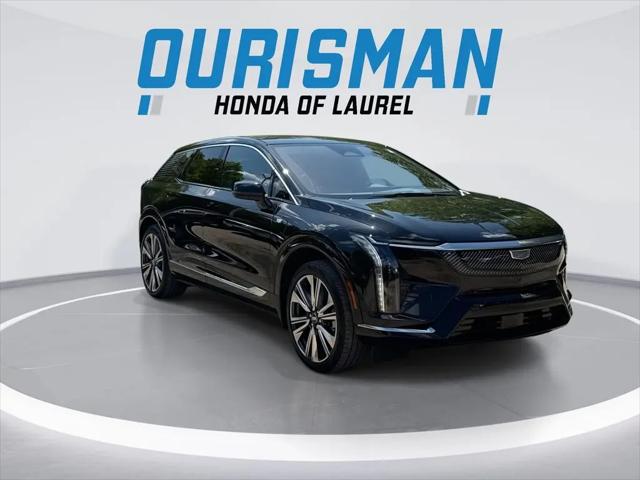 2025 Cadillac iQ Luxury 2 AWD