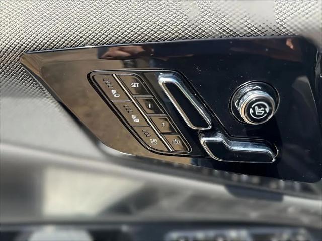 2025 Cadillac iQ Luxury 2 AWD