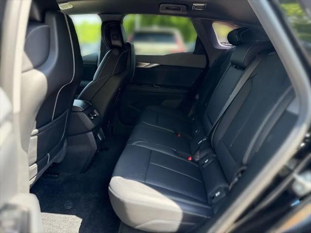 2025 Cadillac iQ Luxury 2 AWD