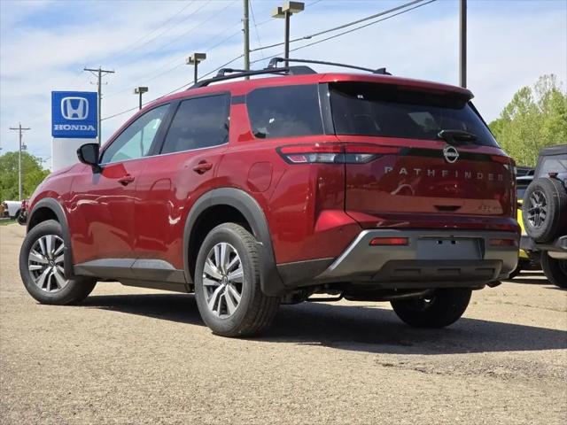 2026 Nissan Pathfinder SL