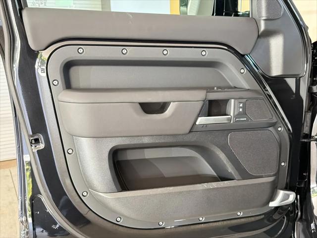 2026 Land Rover Defender P300 S