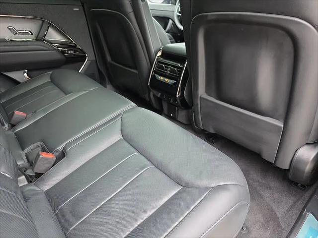 2026 Land Rover Range Rover Sport P360 SE