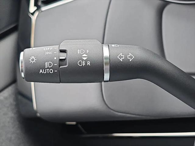 2026 Land Rover Range Rover Sport P360 SE
