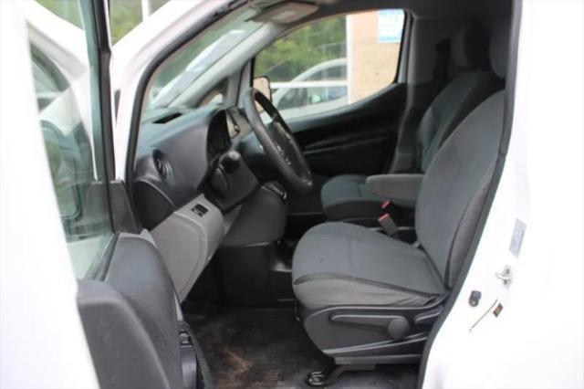 2019 Nissan NV200 S
