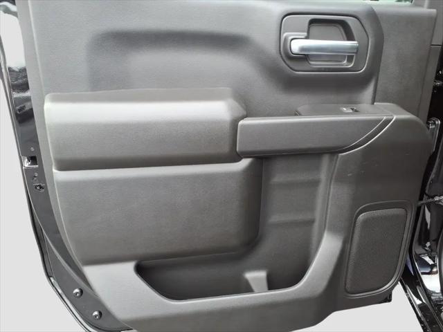 2026 Chevrolet Silverado 1500 4WD Crew Cab Short Bed Custom
