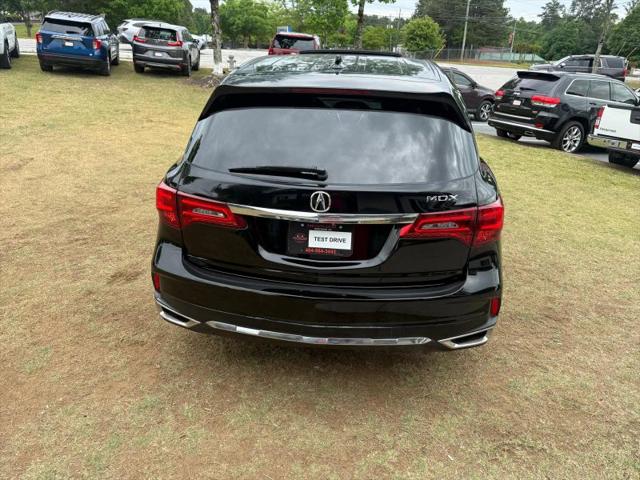 2017 Acura MDX w/Technology Package