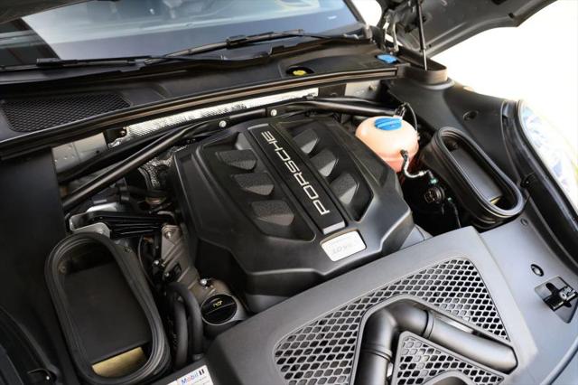2015 Porsche Macan S