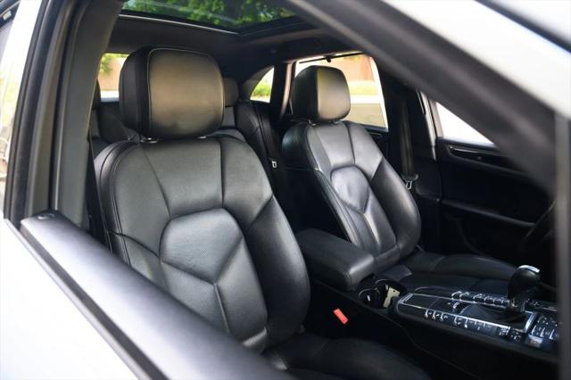 2015 Porsche Macan S